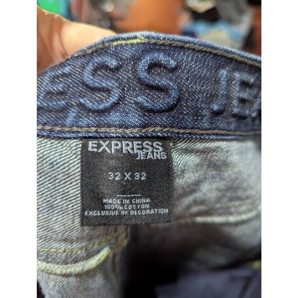 Express Men's Blue Distressed Rocco Slim-Fit Low-Rise Boot Cut Jeans Size 32 x 3 - Picture 4 of 8